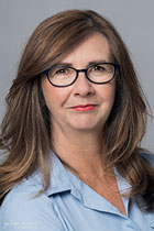 Headshot of Veronika: Acting headshot and corporate Headshot