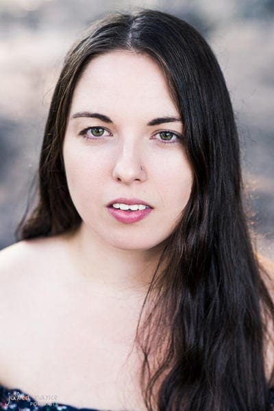 Melbourne Actors Headshots - natural light headshot of brunette girl